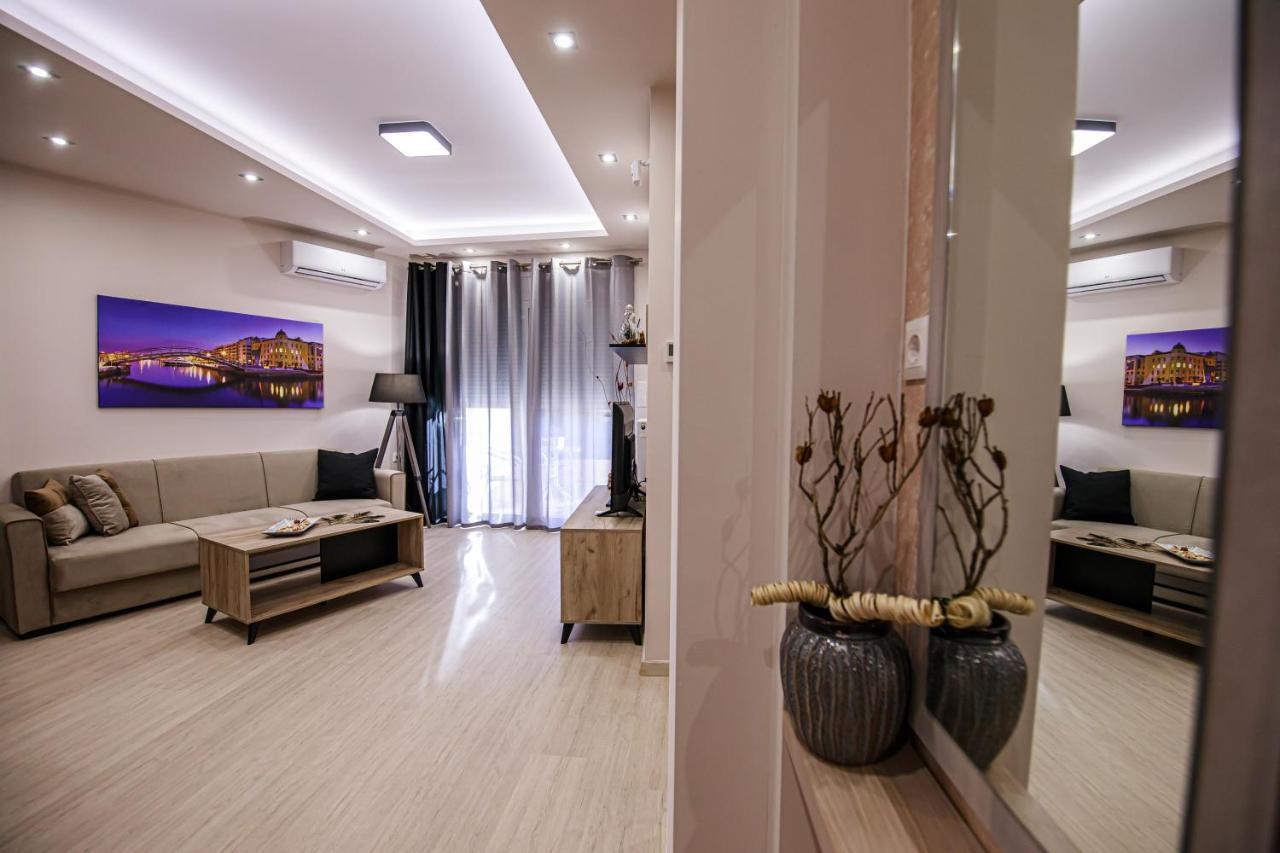 Helena'S Apartment Two Волос Екстериор снимка