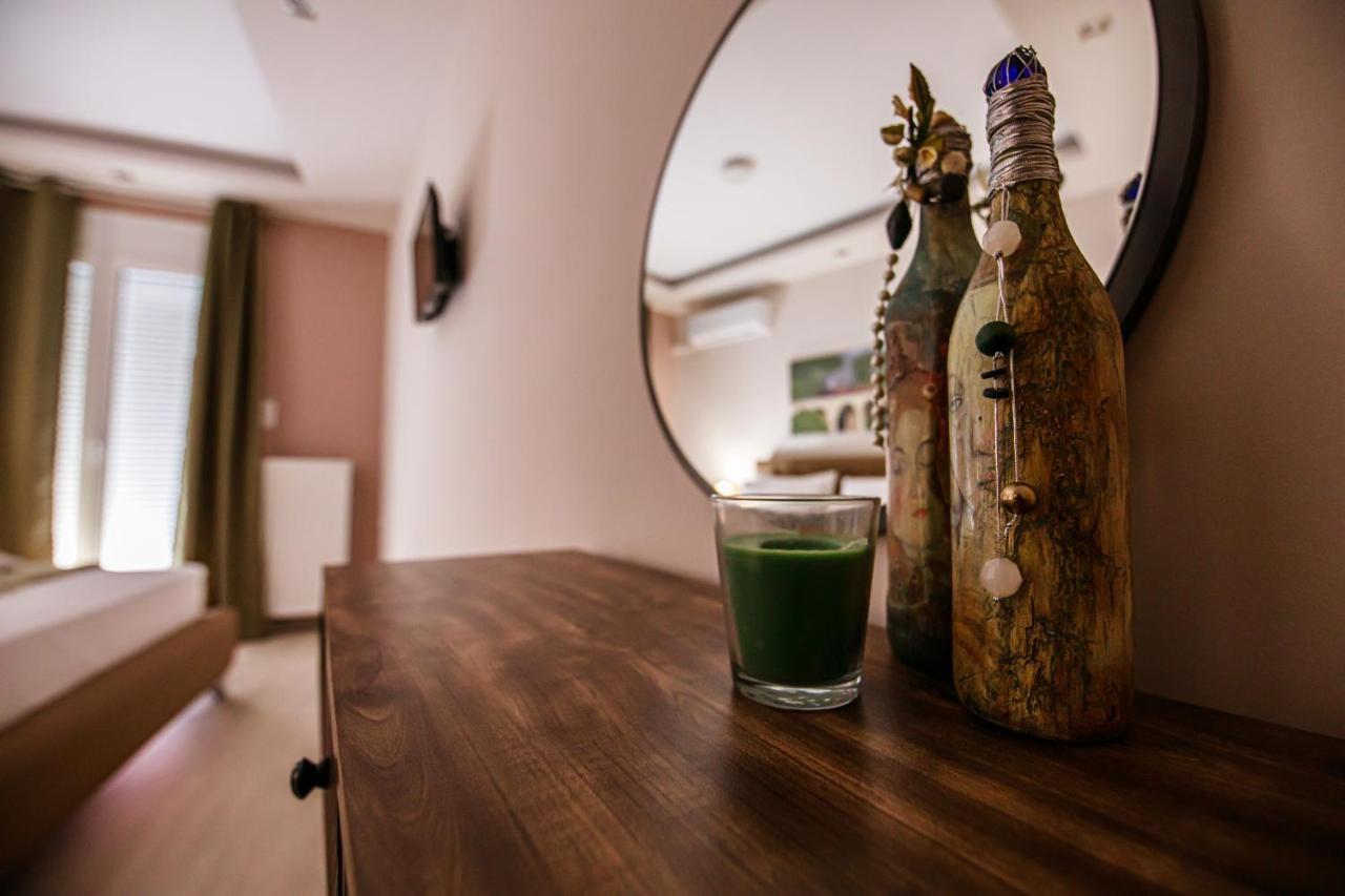 Helena'S Apartment Two Волос Екстериор снимка