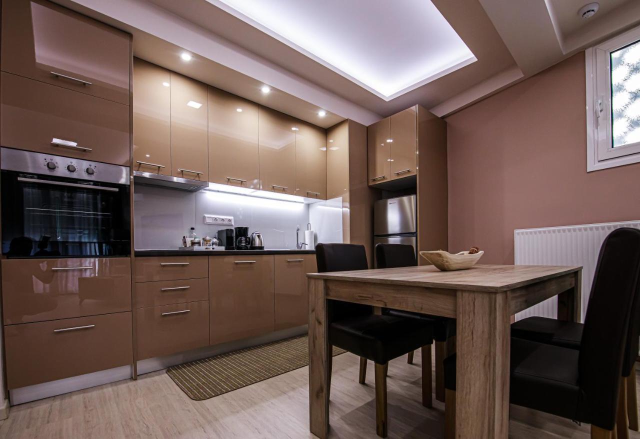 Helena'S Apartment Two Волос Екстериор снимка